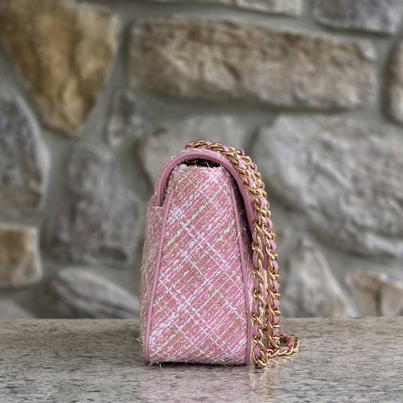 Karl Lagerfeld Paris Large Tweed Pink Shoulder Bag - Picture 2 of 9